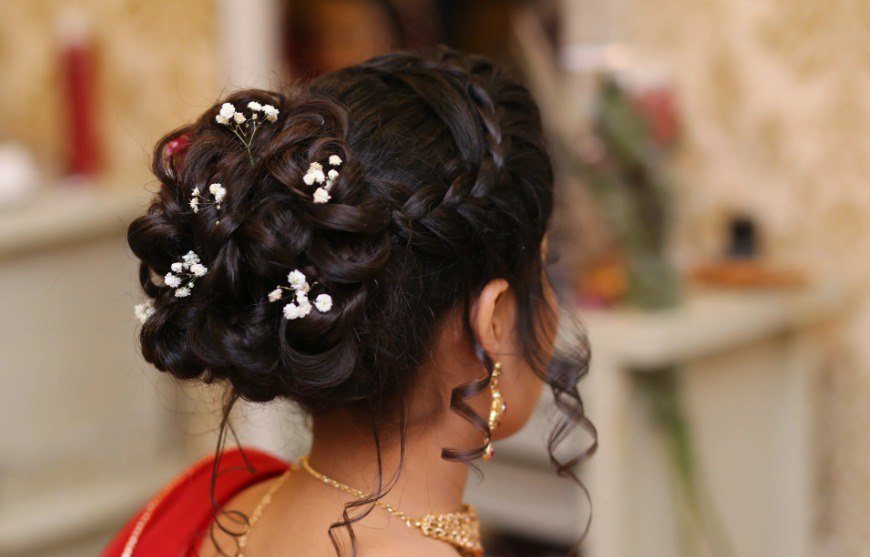 Hair Styling & Advanced Treatments in Raipur, Bilaspur & Bhilai – Meenakshi Salon and Academy